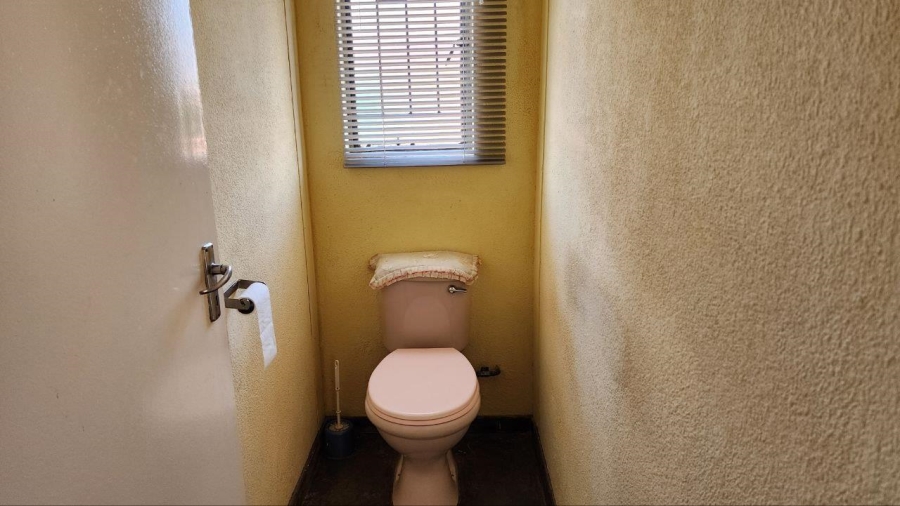 3 Bedroom Property for Sale in Tlhabane North West